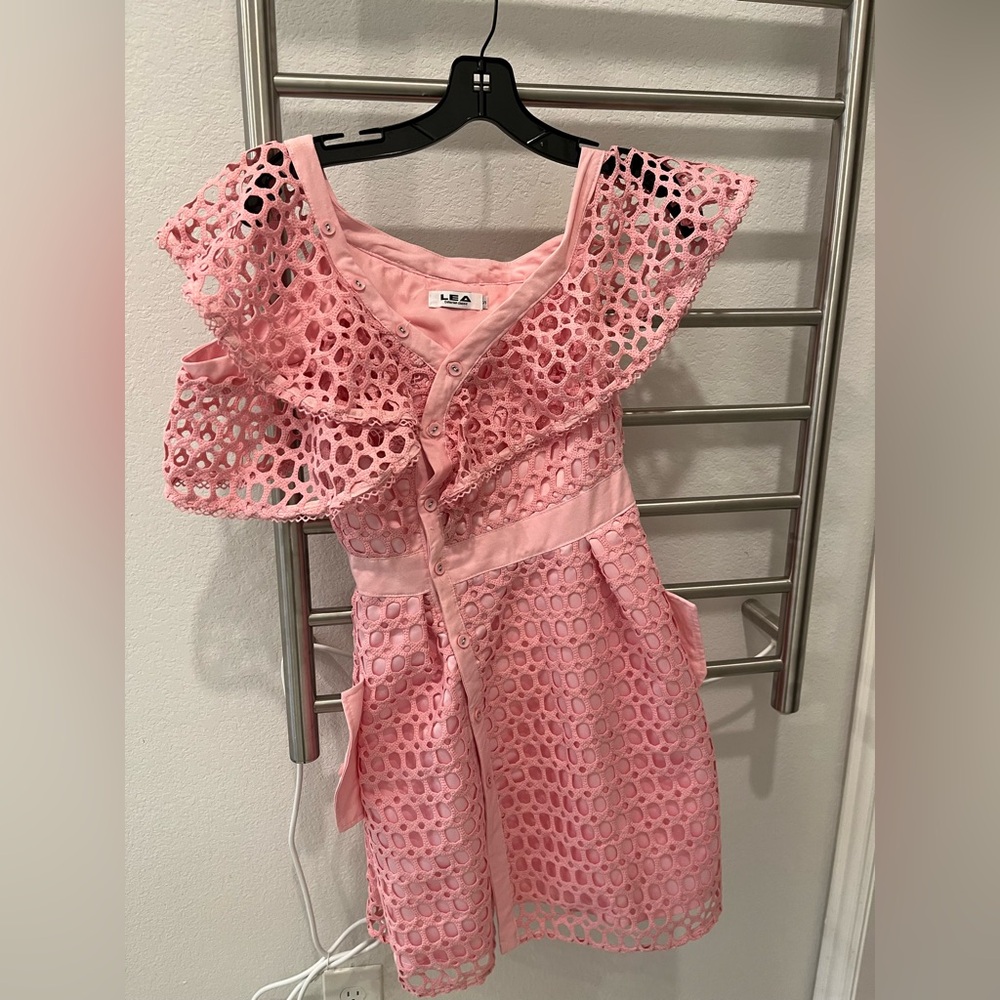 Like "self portrait " LEA dress 
size S